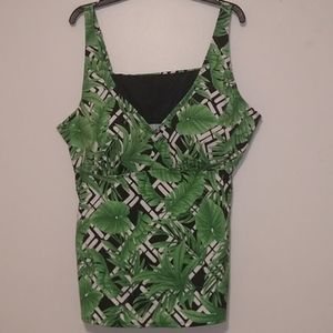 Swimsuits For All Tropical Swimwear NWT Top Only